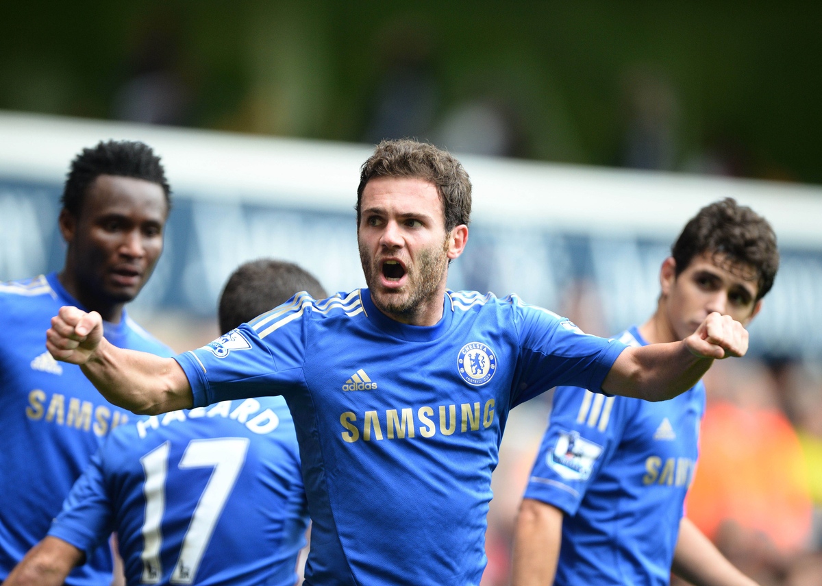 Juan Mata of Chelsea celebrates scoring to make it 2-2