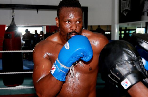 British heavyweight Dereck Chisora v Malik Scott