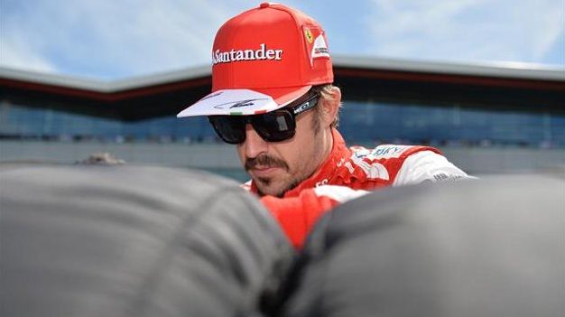 fernando alonso Pirelli tyres