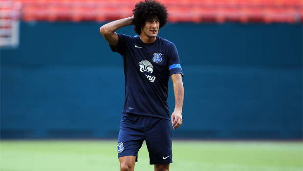 Everton manager Marouane Fellaini contracts