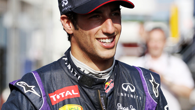 Toro Rosso Daniel Ricciardo puts Red Bull