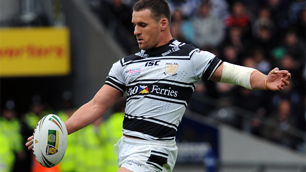 Castleford Tigers signed former Hull half-back Brett Seymour