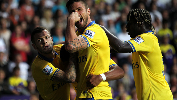 Premier League arsenal celebrates