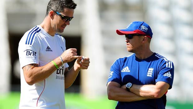 England coach Andy Flower and batsman Kevin Pietersen