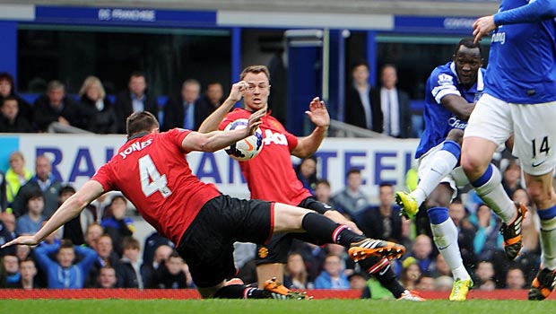 Manchester United handles a shot from Everton
