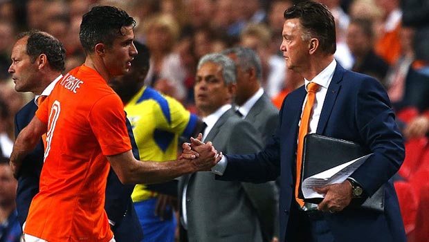 Robin Van Persie and Van Gaal backing