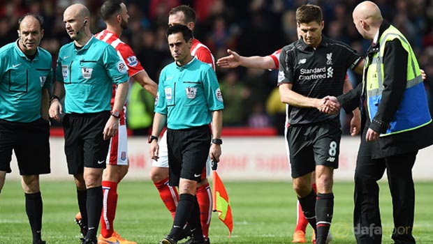 Steven Gerrard Liverpool v Stoke City Premier League