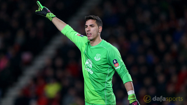 Everton goalkeeper Joel Robles