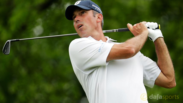 Matt Kuchar in three-way