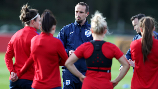 Mark-Sampson-England-Sampson excited by England