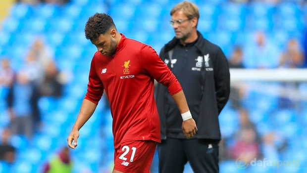 Jurgen-Klopp-and-Alex-Oxlade-Chamberlain